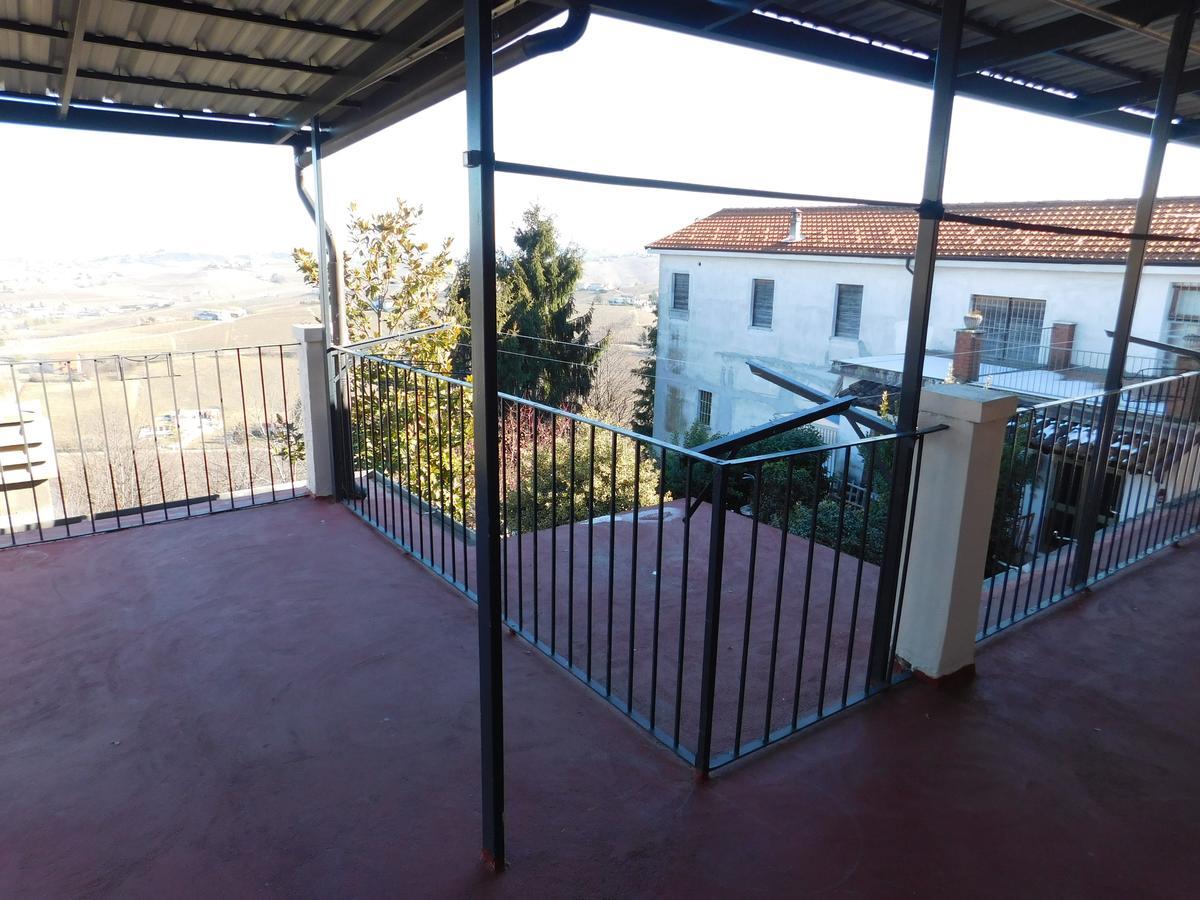 Il Duca Bianco Otel Calosso Dış mekan fotoğraf