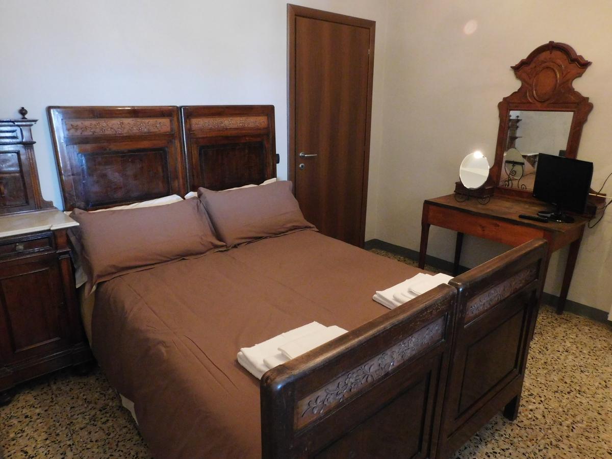 Il Duca Bianco Otel Calosso Dış mekan fotoğraf